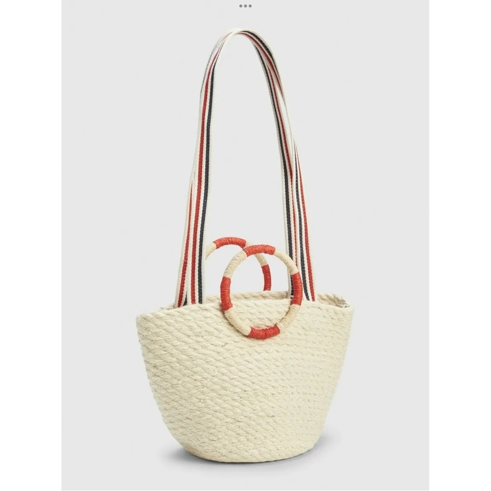 Gap summer bag